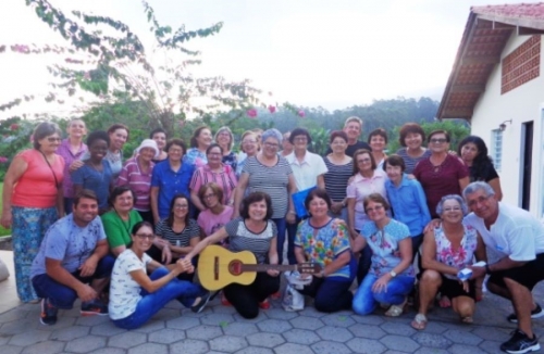 Nas pegadas de Francisco e Clara, viver e anunciar o Evangelho!