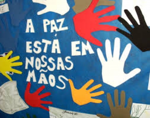 A paz s&oacute; se constr&oacute;i com um pacto social