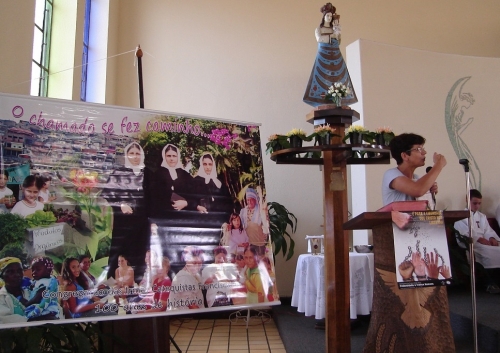 Servi&ccedil;o de Anima&ccedil;&atilde;o Vocacional na Comunidade do Pico - Rodeio