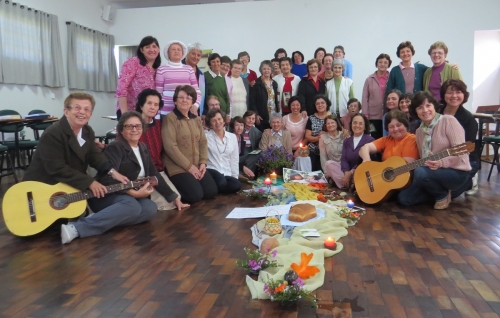 Retirem a pedra...Vem para fora! Tirem as vendas e deixem-no andar... (cf.Jo 11,39-44)