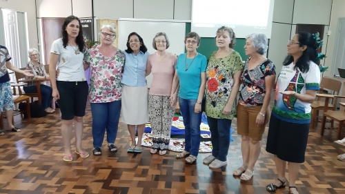 Com Gratid&atilde;o...