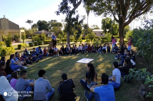 Voca&ccedil;&atilde;o e testemunho: uma viv&ecirc;ncia com as Juventudes