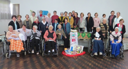 Dias de encontro, ora&ccedil;&atilde;o, partilha...