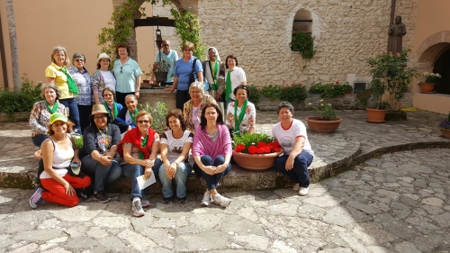 Assis... silenciosamente