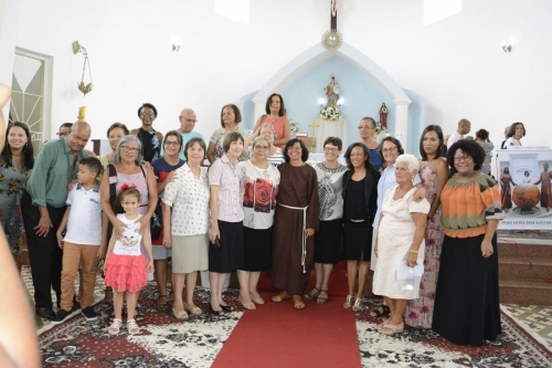 Consagra&ccedil;&atilde;o definitiva da Irm&atilde; Geisa dos Santos