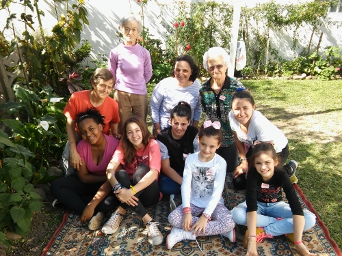 Conhecendo a vida das irm&atilde;s