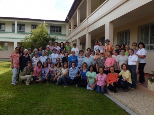 Prov&iacute;ncia Santa Clara de Assis em Assembleia