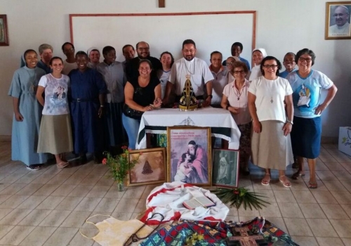 Encontro de religiosos e religiosas do n&uacute;cleo da Diocese de Graja&uacute;/MA