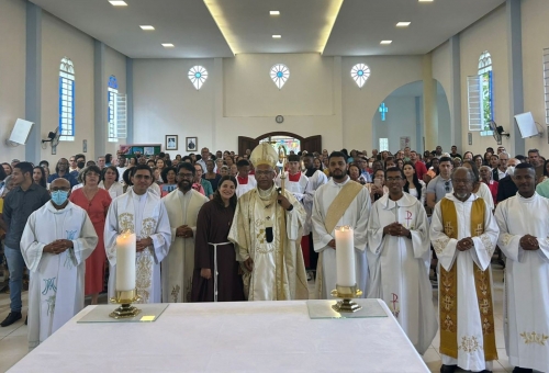 Irm&atilde; Irl&acirc;ndia d&aacute; o SIM definitivo