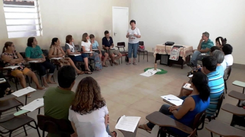 Confraterniza&ccedil;&atilde;o dos Amigos(as) do Carisma