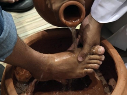 O Lava-P&eacute;s e a  Ceia