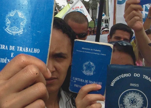 O  Trabalho constr&oacute;i a Sociedade